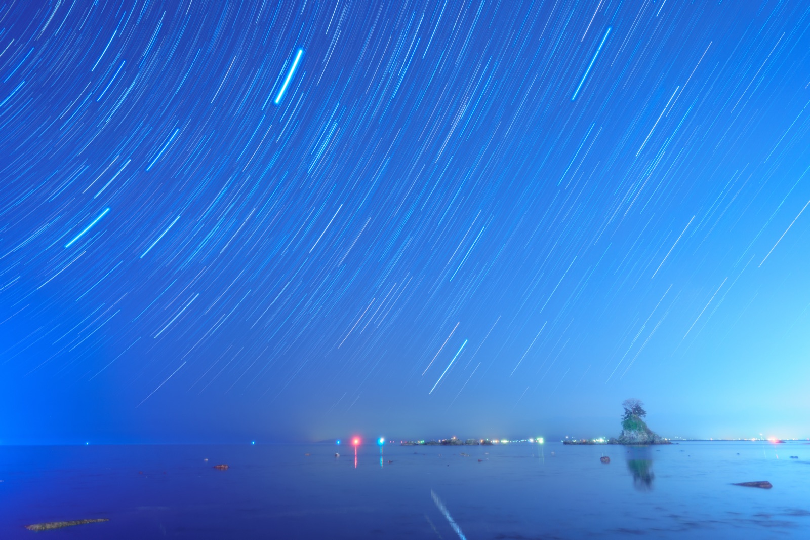 富山縣雨晴海岸的寧靜時刻（富山県）
