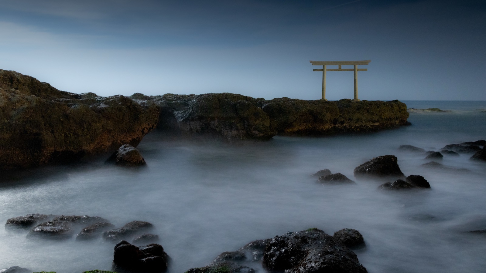 月光下的神磯鳥居——茨城大洗的幻想夜晚（茨城県）