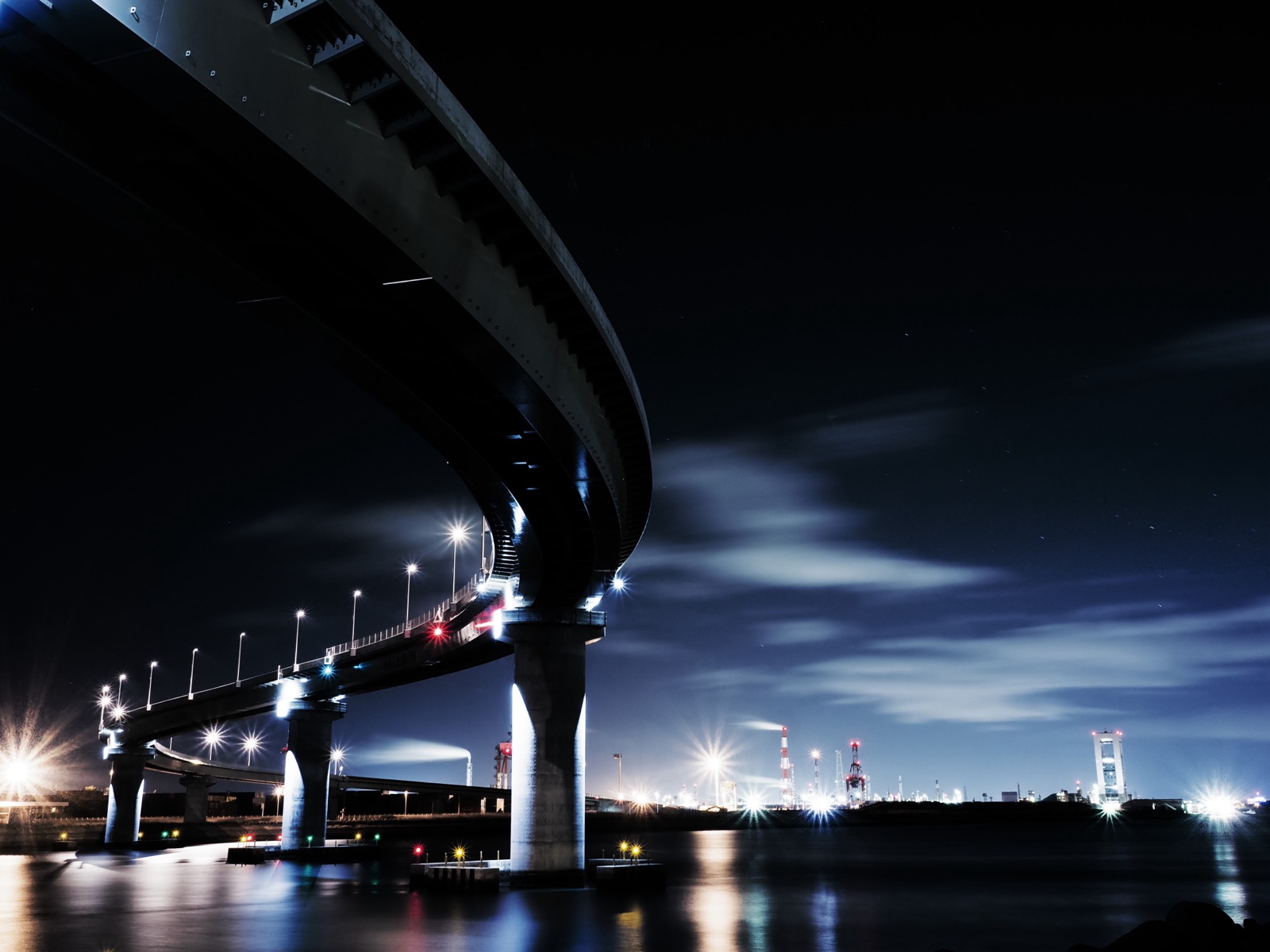 風裡的四日市夜景——龍道新視點（三重県）