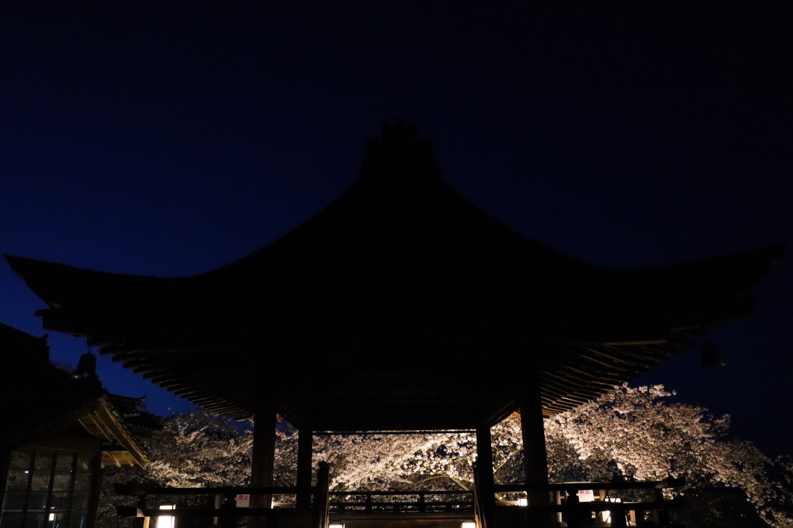 滋賀縣三井寺的靜謐風景（滋賀県）