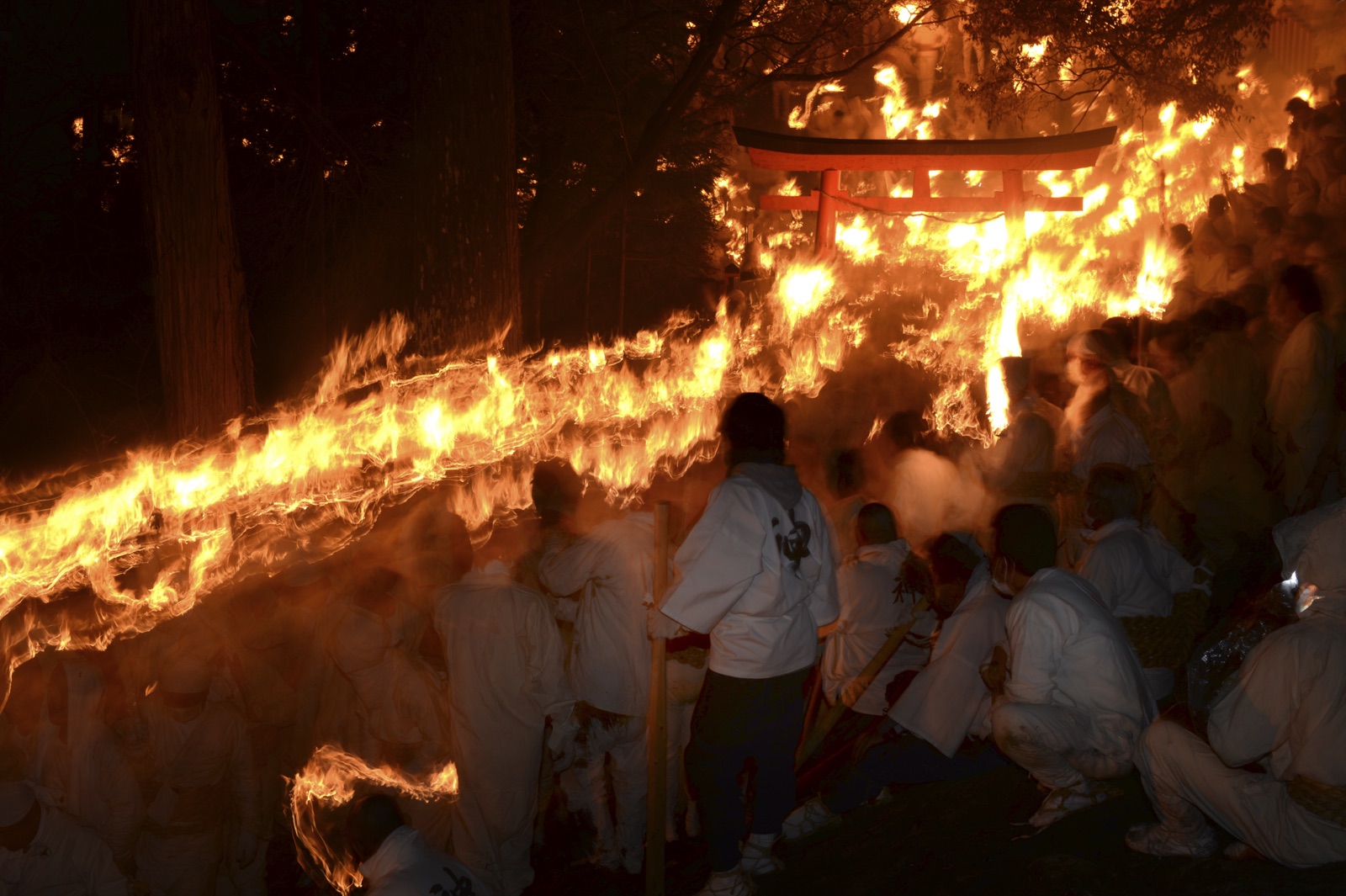 和歌山新宮的御燈祭典（和歌山県）