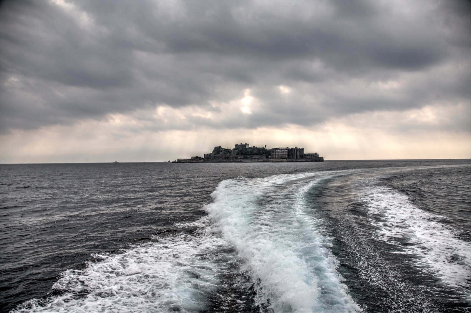 長崎軍艦島：海上的歷史遺跡（長崎県）