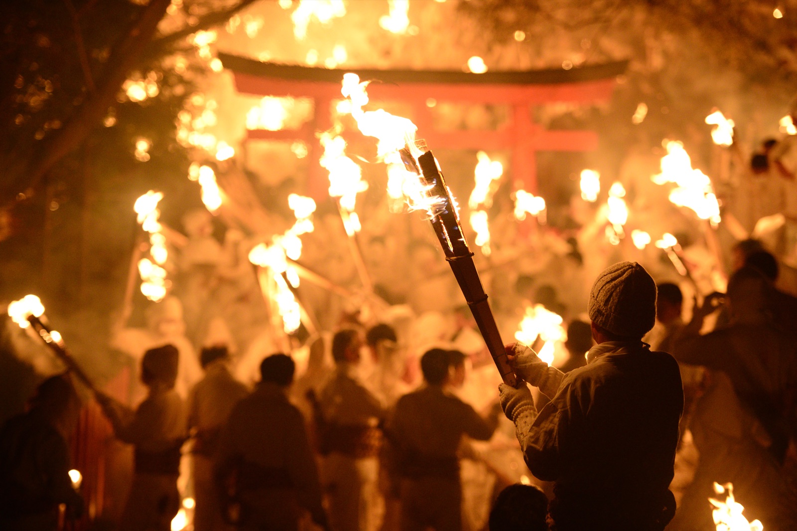 和歌山新宮的御燈祭典（和歌山県）