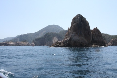 山口縣青海島 藍海與奇岩的對話（山口縣）