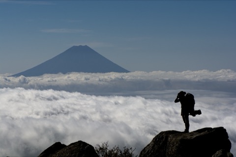 長野縣金峰山的靜謐山景（長野縣）