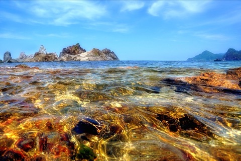 兵庫穴見濱：兩千萬年岩礁的海岸光景（海岸）