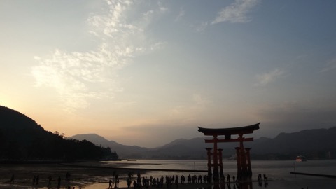 厳島神社