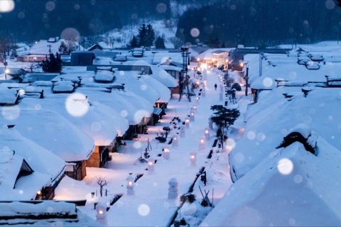福島大內宿雪夜 古驛站點燈成詩（福島縣）