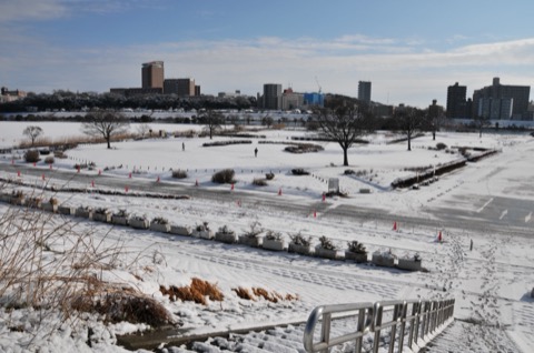 東京邊陲小岩菖蒲園 雪景中的靜謐風貌