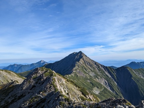 南阿爾卑斯的天空縱走　北嶽的沈靜姿影（山梨縣）