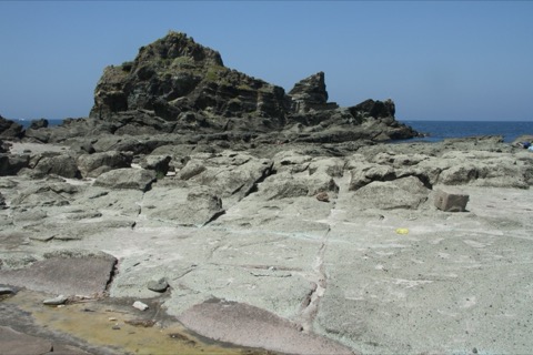 青森深浦町千疊敷與兜岩 地震隆起的海岸奇景（青森縣）