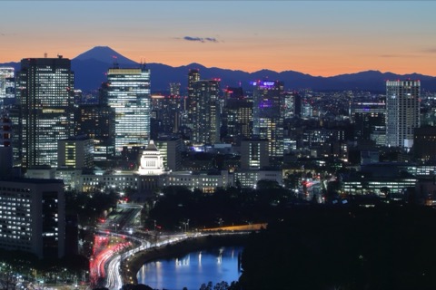 東京夜景與富士山共舞 澄澈夜空的三重奏（東京都）