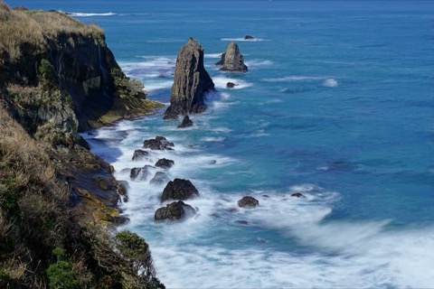 屏風岩：海上聳立的十三米奇岩（京都府）