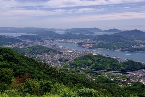 瀨戶內海國立公園 鳴瀧山展望台的遠近風景（廣島縣）