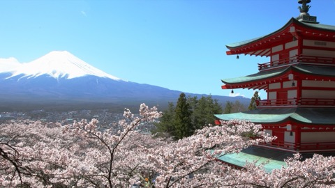 新倉山浅間公園（忠霊塔）