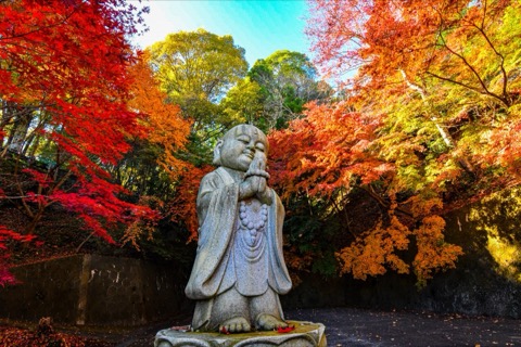 茨城紅葉寺境內 地藏菩薩的靜默陪伴（茨城縣）
