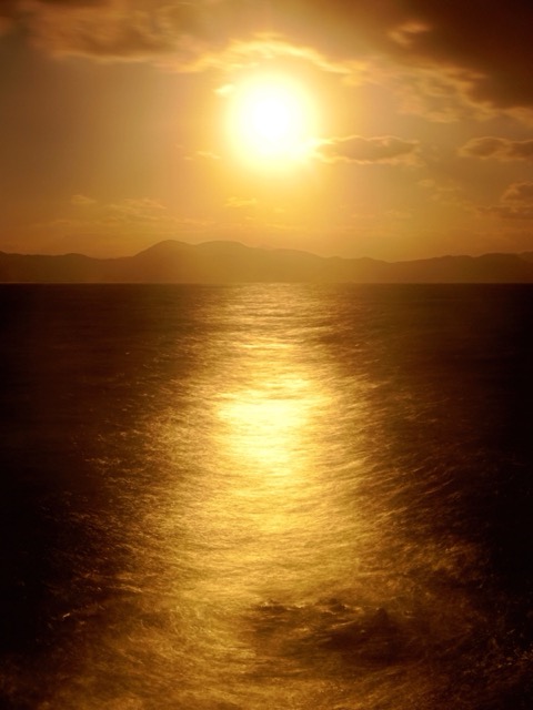 夕日ヶ浦的光之道 京都黃昏的神秘時刻