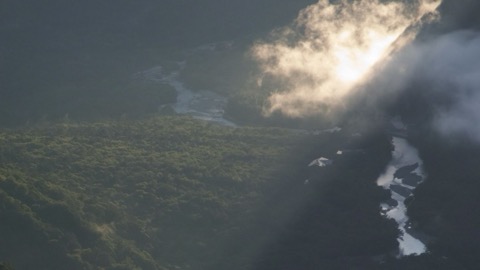 長野 燒岳山腹 反過來俯瞰上高地（長野縣）