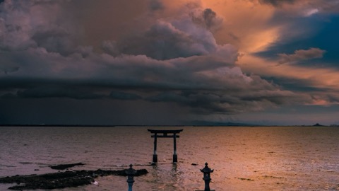 不知火海邊的夏日午後——熊本八代的雲雨之景