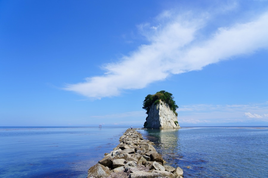 見附島（石川県）