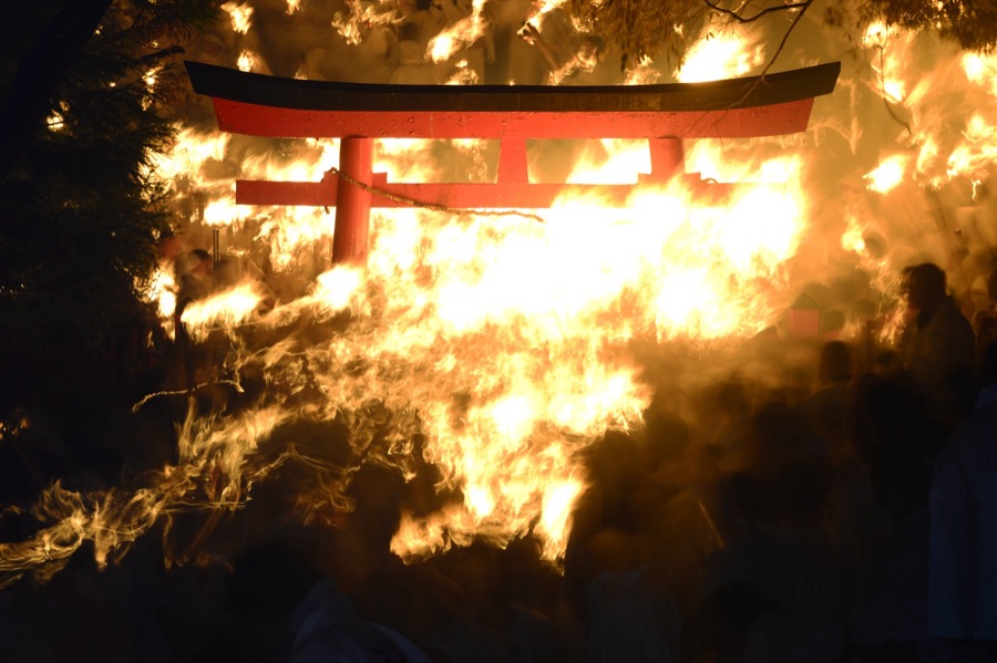 新宮の御燈祭（和歌山県）