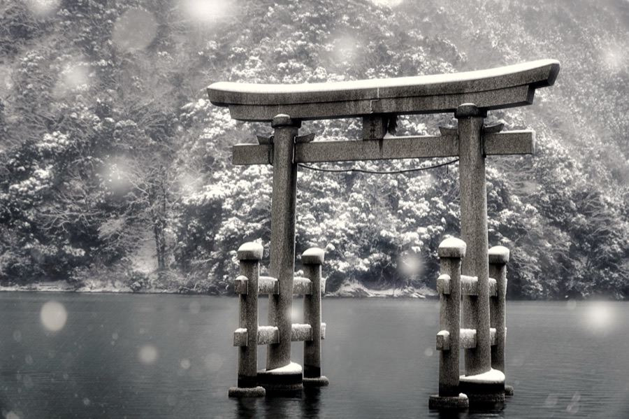 冬の厳島神社楽々浦宮（兵庫県）