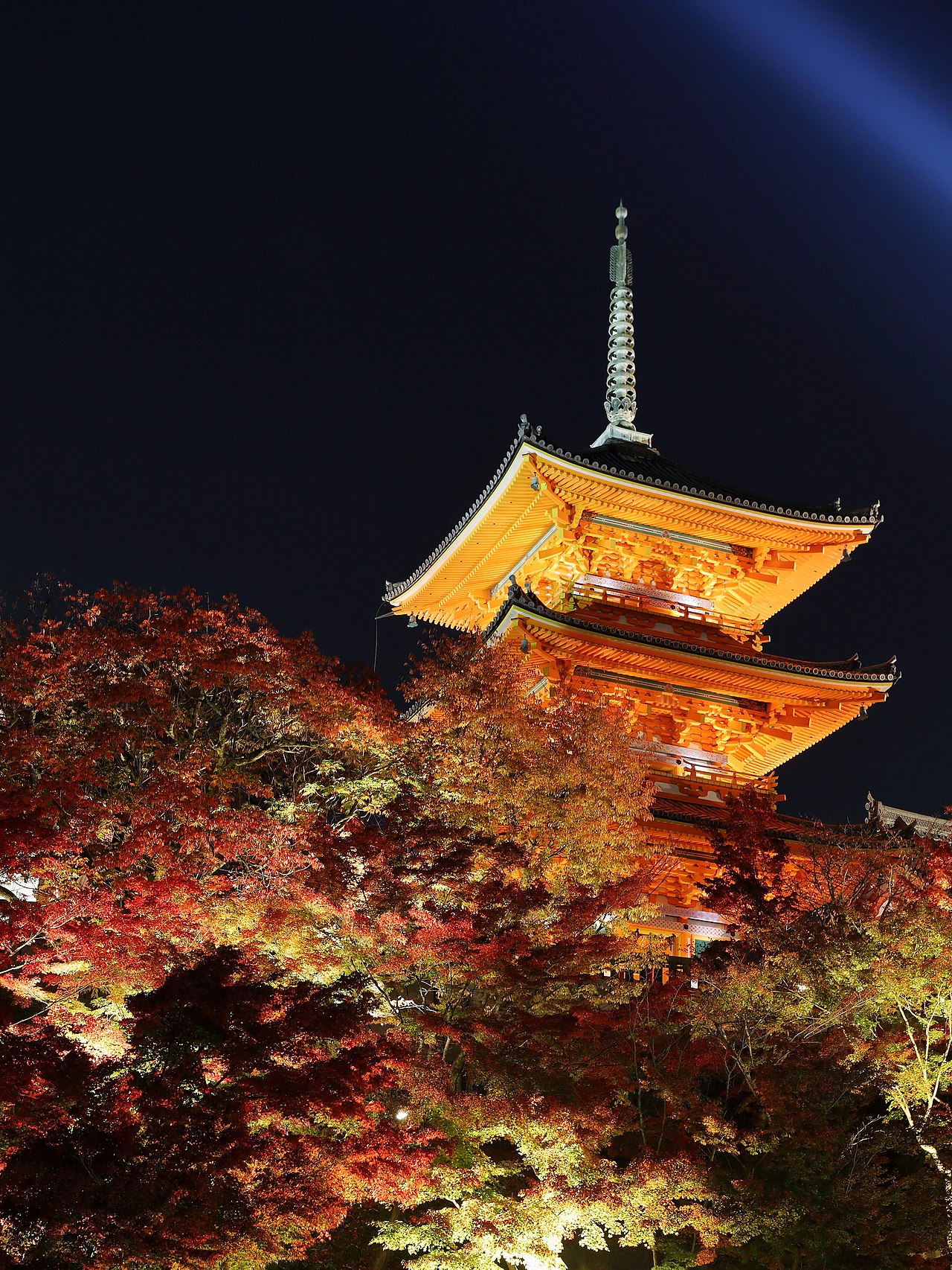 清水寺（京都，2016 年 11 月）（資料照片）